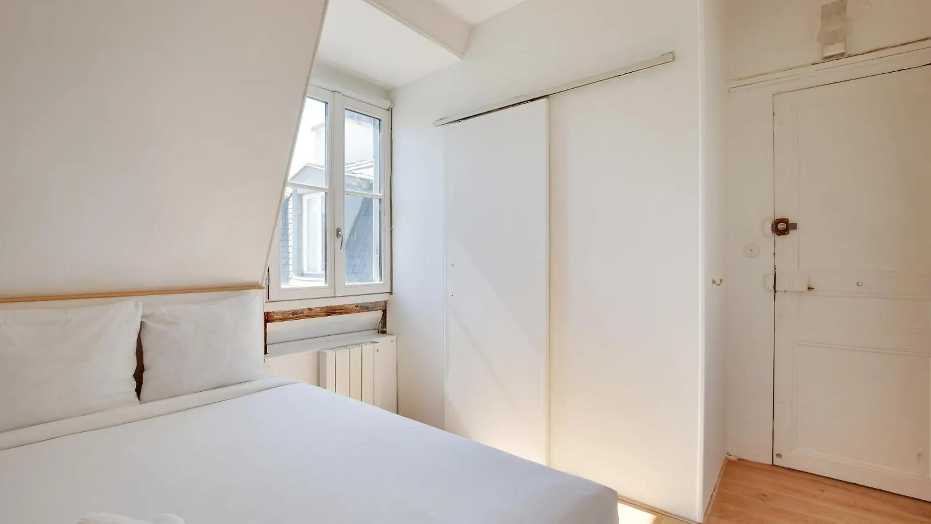 Marais - Rosiers Charming Apartment 2 Peoples Paris